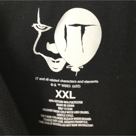 It Clown Movie Short Sleeve Cropped You’ll Float Too Tee in Black - Picture 6 of 7